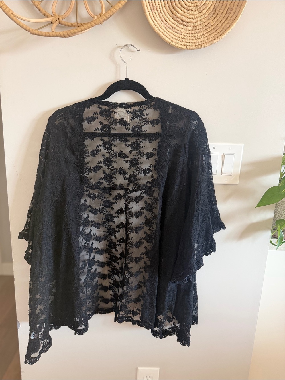 Cotton Rye Black Lace Kimono with Bell Sleeves - Picture 7 of 15